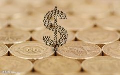 俄罗斯卢布惊人反弹40%成为今年以来表现最好的